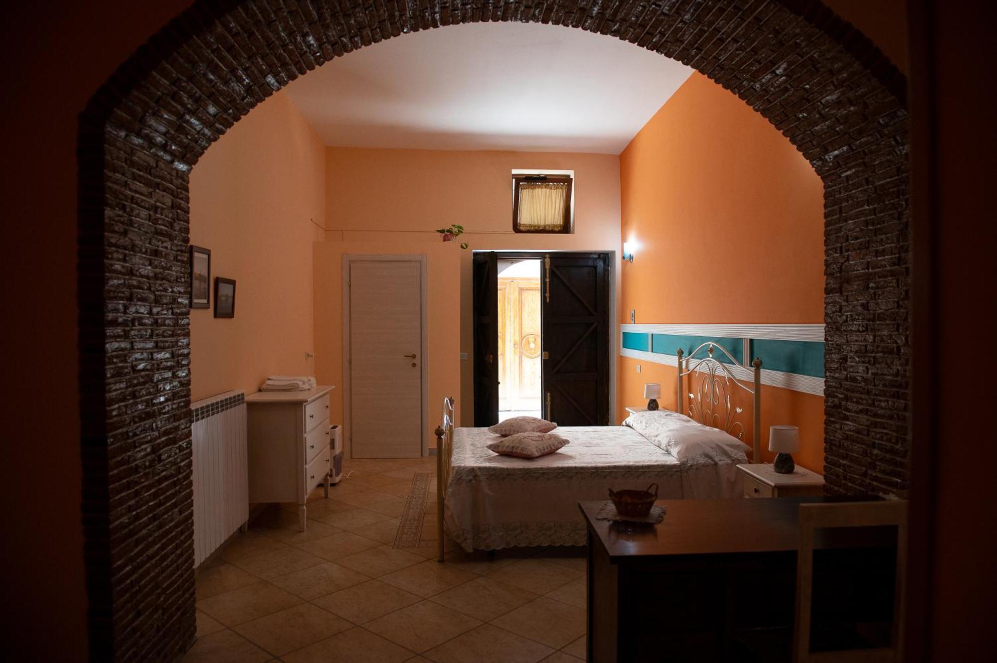 Mandevilla Home Caiazzo Екстер'єр фото