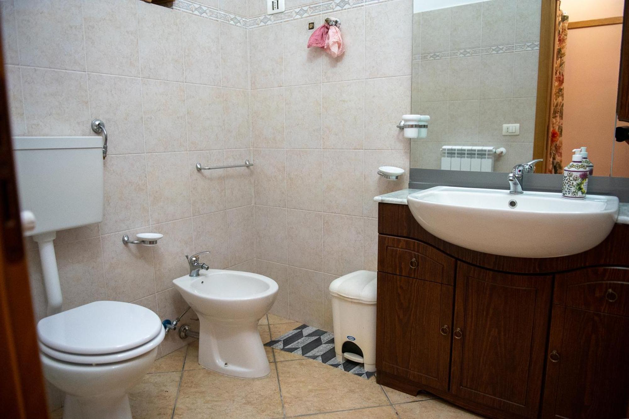 Mandevilla Home Caiazzo Екстер'єр фото